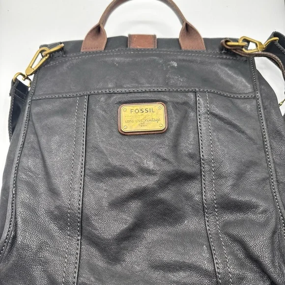 Fossil Vintage Black Leather Backpack with Brown Accents - Picture 5 of 14